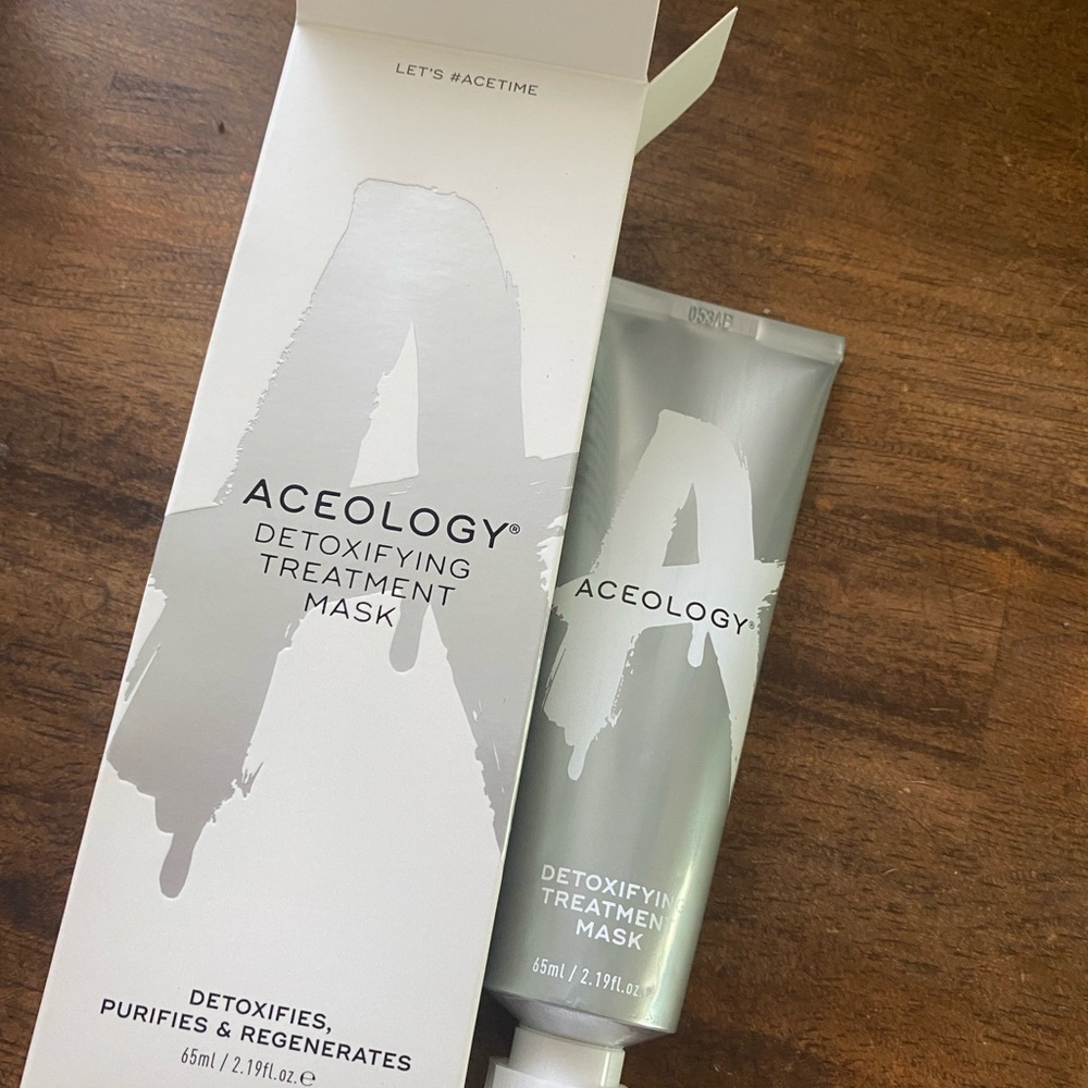 Aceology treatment mask